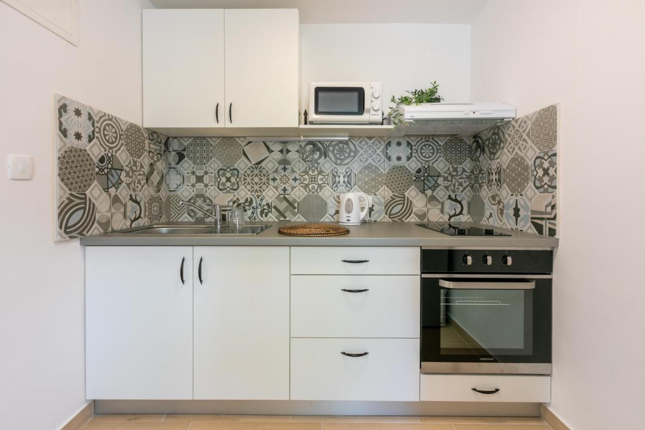 Apartments Kira ซริกเวนิซา ภายนอก รูปภาพ