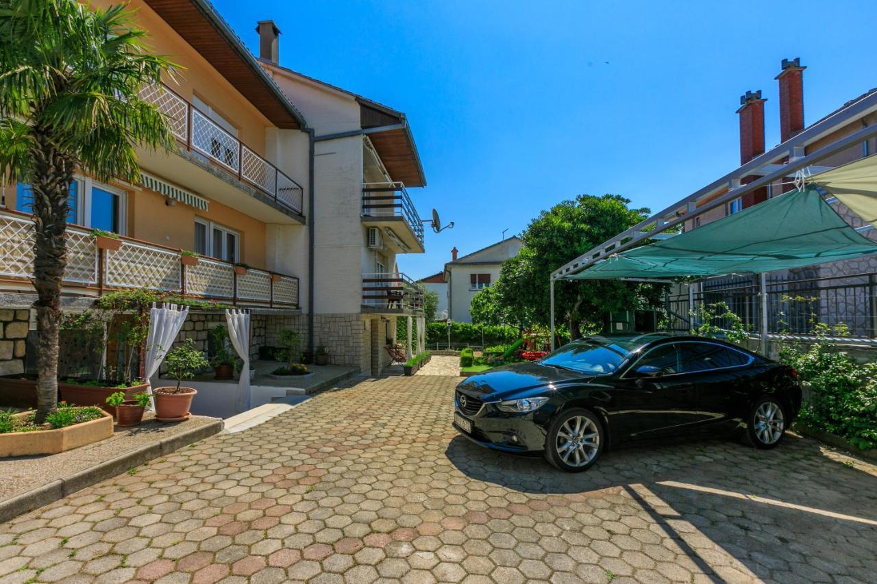 Apartments Kira ซริกเวนิซา ภายนอก รูปภาพ